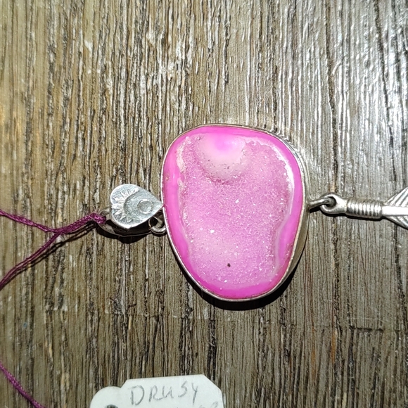 New Sterling Silver Pink Druzy Feather Pendant - Picture 4 of 6